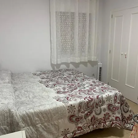 Service Lazaro- Aguamarina - Dos - 2 Bedrooms דירה קלפה