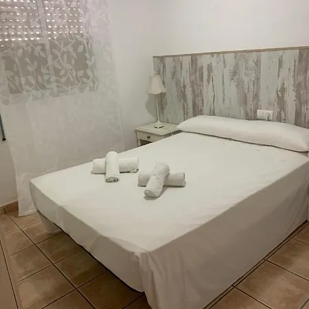Апартаменти Service Lazaro- Aguamarina - Dos - 2 Bedrooms *